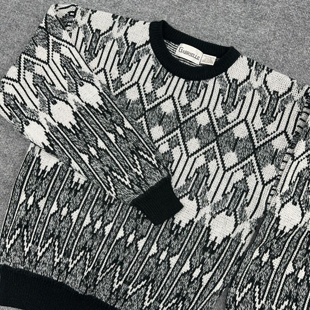 Vintage Gabrielle Sweater Men S Black White Geometric 100% Acrylic Knit Pullover